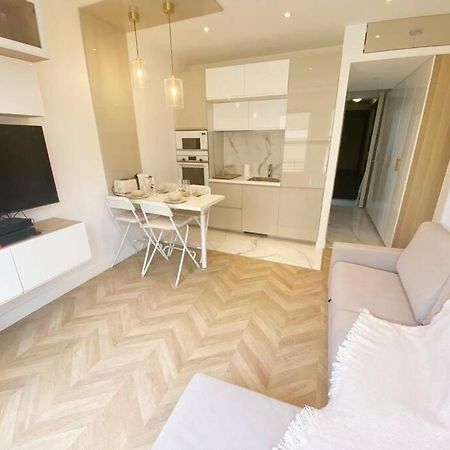 Appartement 2P Idealement Place Juan Les Pins Exteriör bild